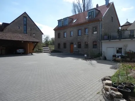 Gesundheits- und Heilzentrum Nana Beseka - Gebäude Außenansicht